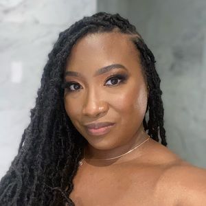 Meet your Posher, Lanetra